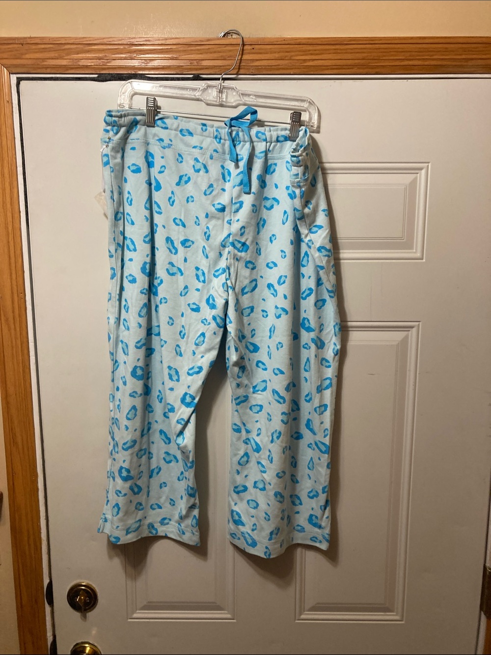 Light Blue Pajama Pants with Blue Lip Print XL NWT